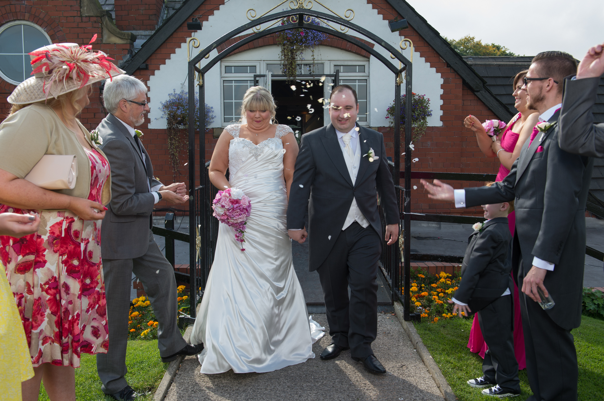 Weddings By Michael - Cumbria Wedding Photographer - first dance - The Grange Hotel