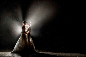 wedding photography in the rain